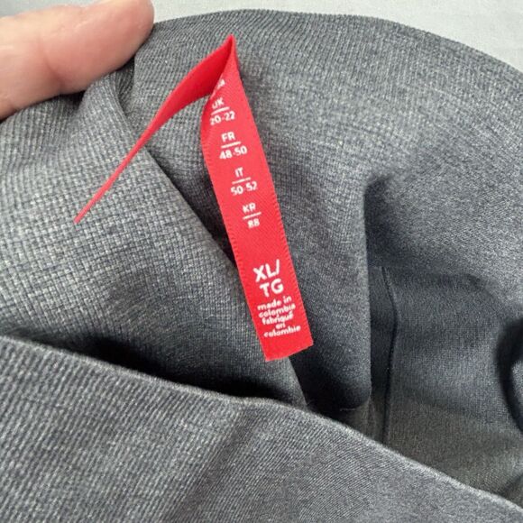 Spanx By Sara Blakely XL Athleisure Leggings Shapewear Charcoal Gray Cropped - Picture 7 of 7